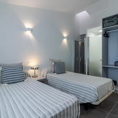 アパート Luxury *